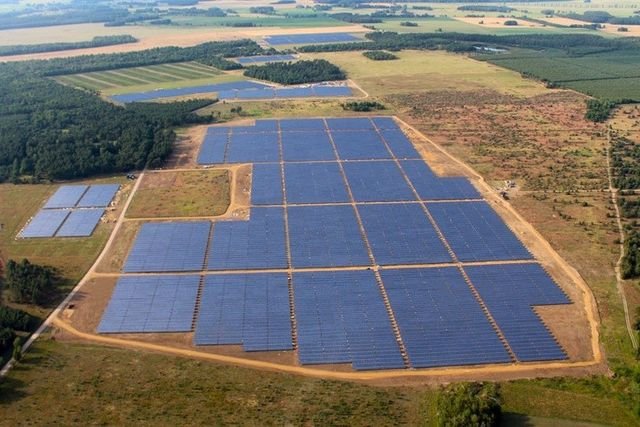 photovoltaic solar panel farm